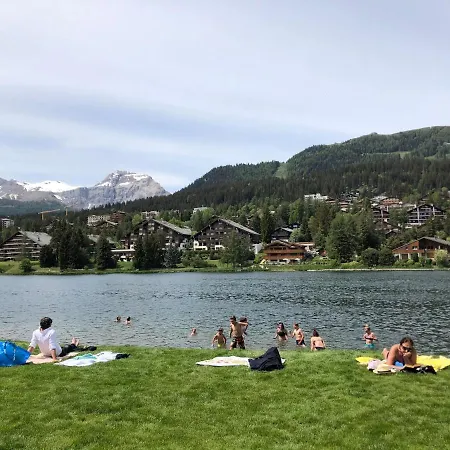 Magnifique A Quelques Pas Des Remontees Mecaniques Et Centre Montana *