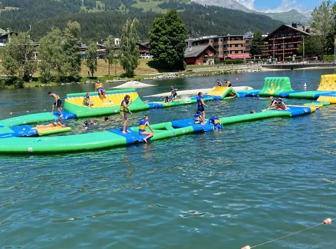 Magnifique A Quelques Pas Des Remontees Mecaniques Et Centre Montana 公寓