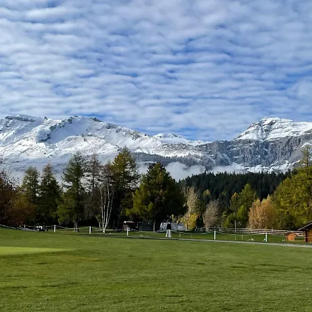 Magnifique A Quelques Pas Des Remontees Mecaniques Et Centre Montana